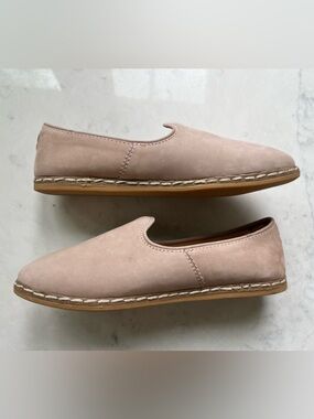 Women's Charix Slip-On Loafers in Blush / Dusty Pale Pink Leather sz 37 / 7